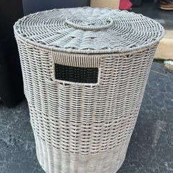 Wicker Laundry Basket 