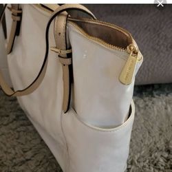 MICHAEL KORS LARGE HANDBAG