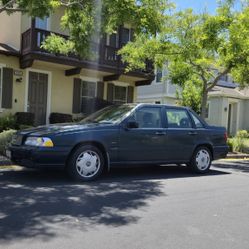 1998 Volvo S-70