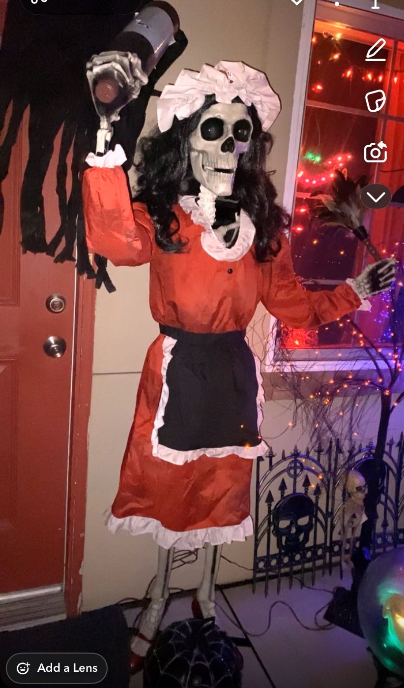 Skeleton Maid  Halloween 