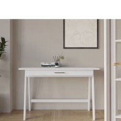 White Desk 