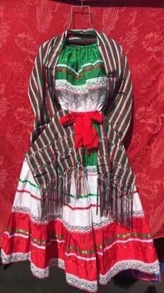 Vestido Tricolor Para Dama Para Celebrar Fiestas Patrias