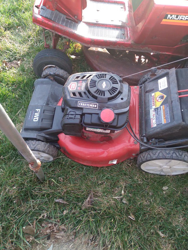 Craftsman 20-in Push Mower Oil Change New Spark Plug New Air Filter New Blade $75  Mower Is Self-propelled 