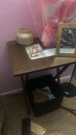 Folding wooden table