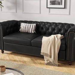 2 Chesterfield couches
