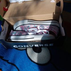 Pink Coverse Size 12