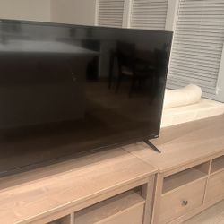 D48n-E0 vizio tv 43” with remote 
