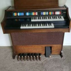 Conn electric organ "Starbrite" 