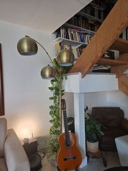 3 light stand gold lamp