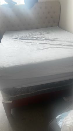 Memory Foam Queen Size Bedroom Set 