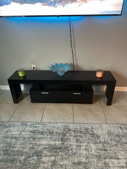 Entertainment stand