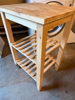 Kitchen cart / shelves with wheels