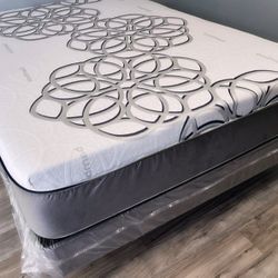 King Sky Comfort Bamboo Cool Gel Memory Foam Mattress!!