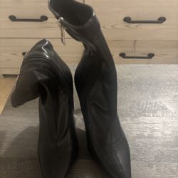 Black Boot