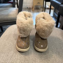 Toddler Girl Boots $2
