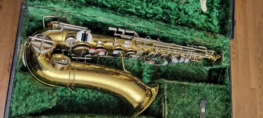 Alto Saxophone Vintage With Case