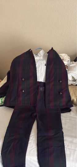 Boys three piece size 5