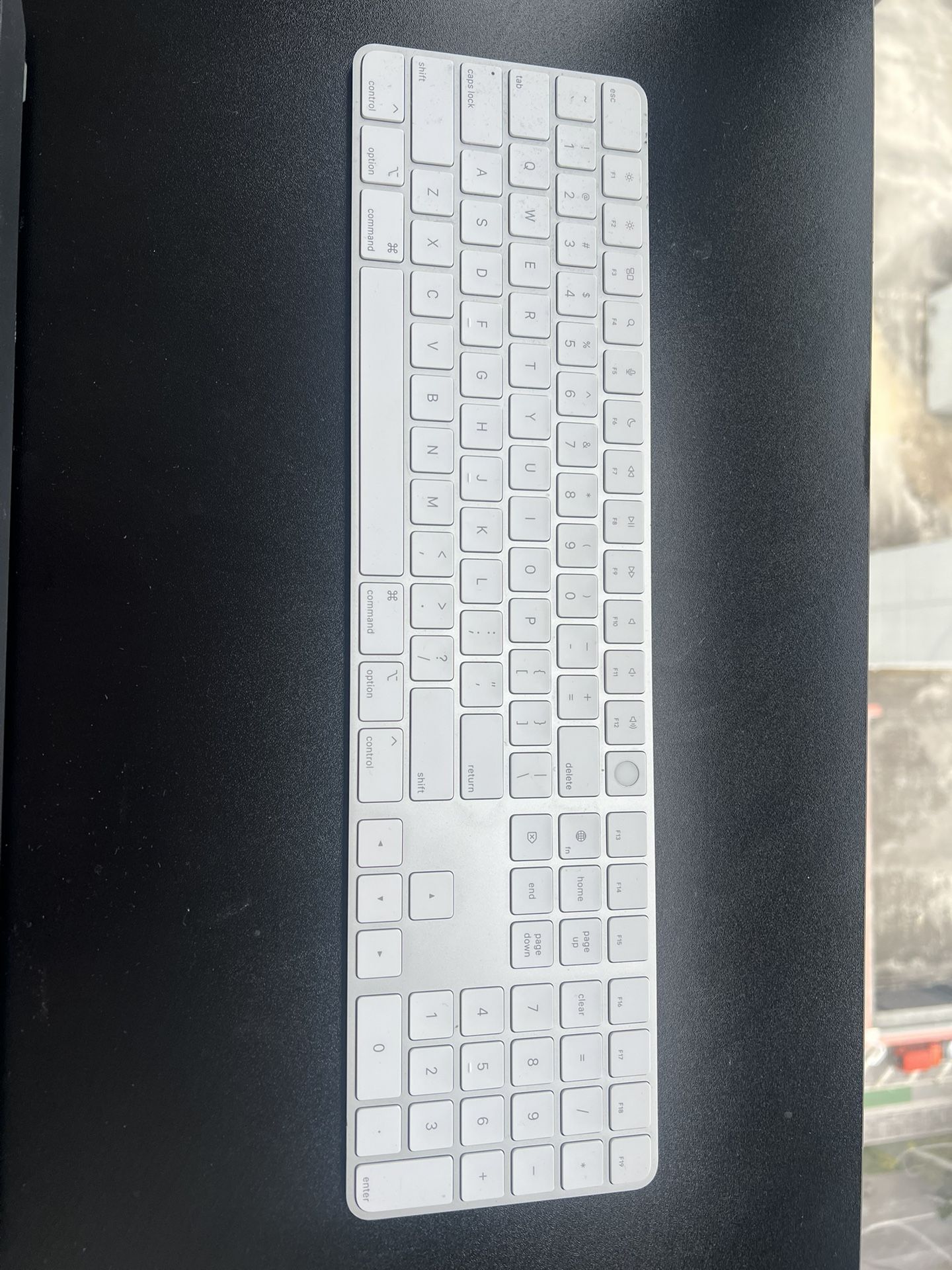 Apple TouchID Keyboard