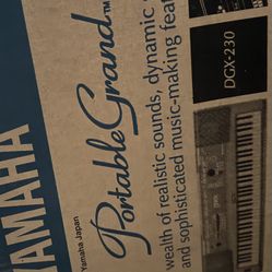 Piano Yamaha  