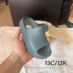 Yeezy Slides Slate Marine