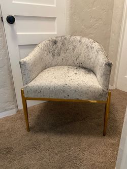 Salt & pepper cowhide accent chair