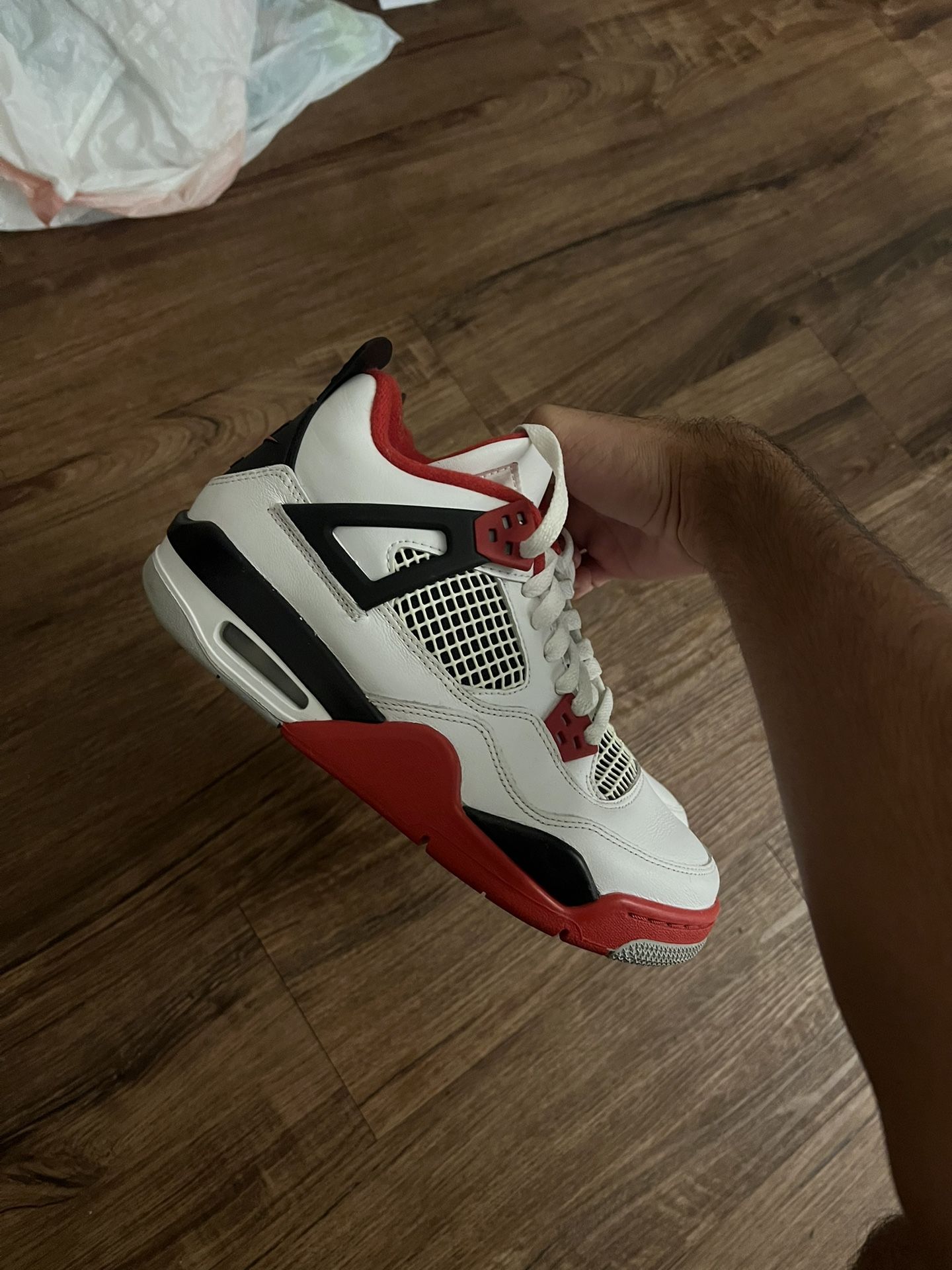 Jordan 4 Retro Fire Red (2020)  
