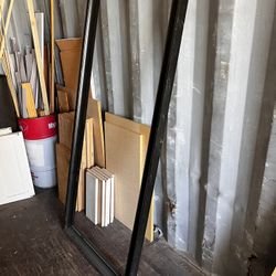 Black Wooden 5ft Tall Frame