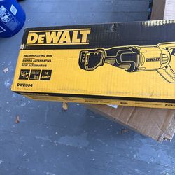 Dewalt  Reciprocating Saw  DWE304