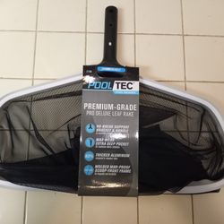 Pool leaf rake