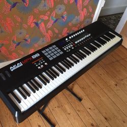 MPk 88 Keys Great Condition