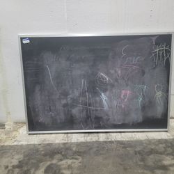 Large Chalkboard 72×50