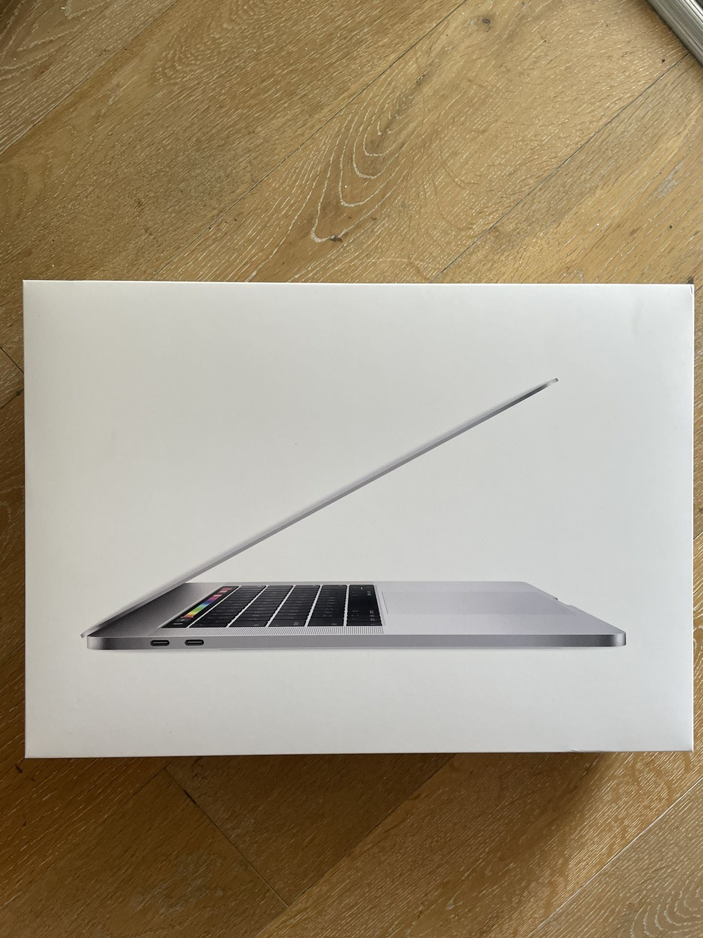 Apple 15” MacBook Pro TB 2.9 I9, 2 Terabyte, 32GB RAM