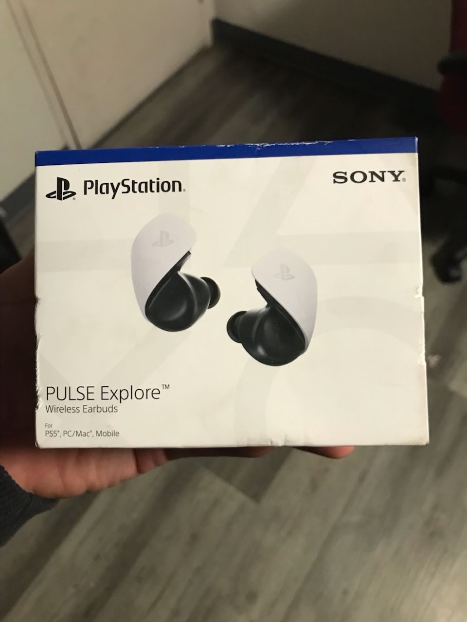 PlayStation EAR BUDS NEW IN BOX 