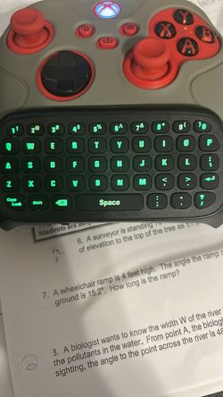 Wireless gaming keypad for Xbox controllers