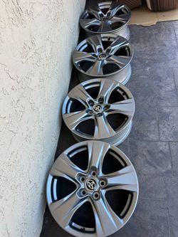 Toyota Rav 4 wheels