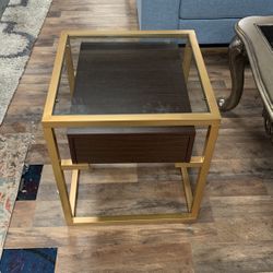 End Table W/ Glass Top 