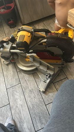 Dewalt Wood Cutter