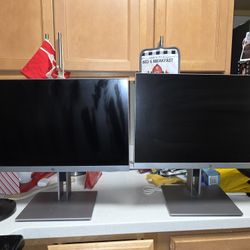 2 Used HP 21.5" Monitors