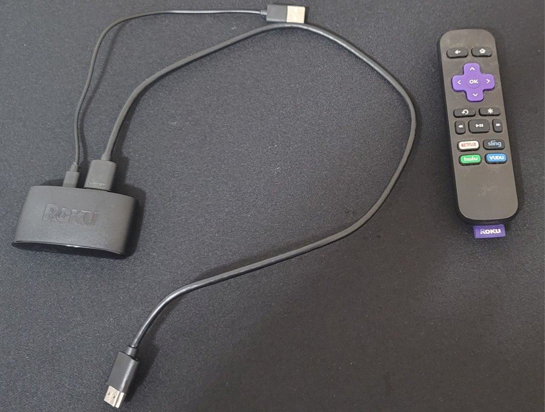 Roku LE HD Streaming Media Player with HDMI Cable, USB Charging Cable, & Roku Remote