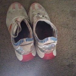 Miss salad they sell your shoes