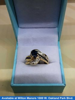 Women's Ring - Yellow Gold 14k (.585) 6.4 grams Size 9