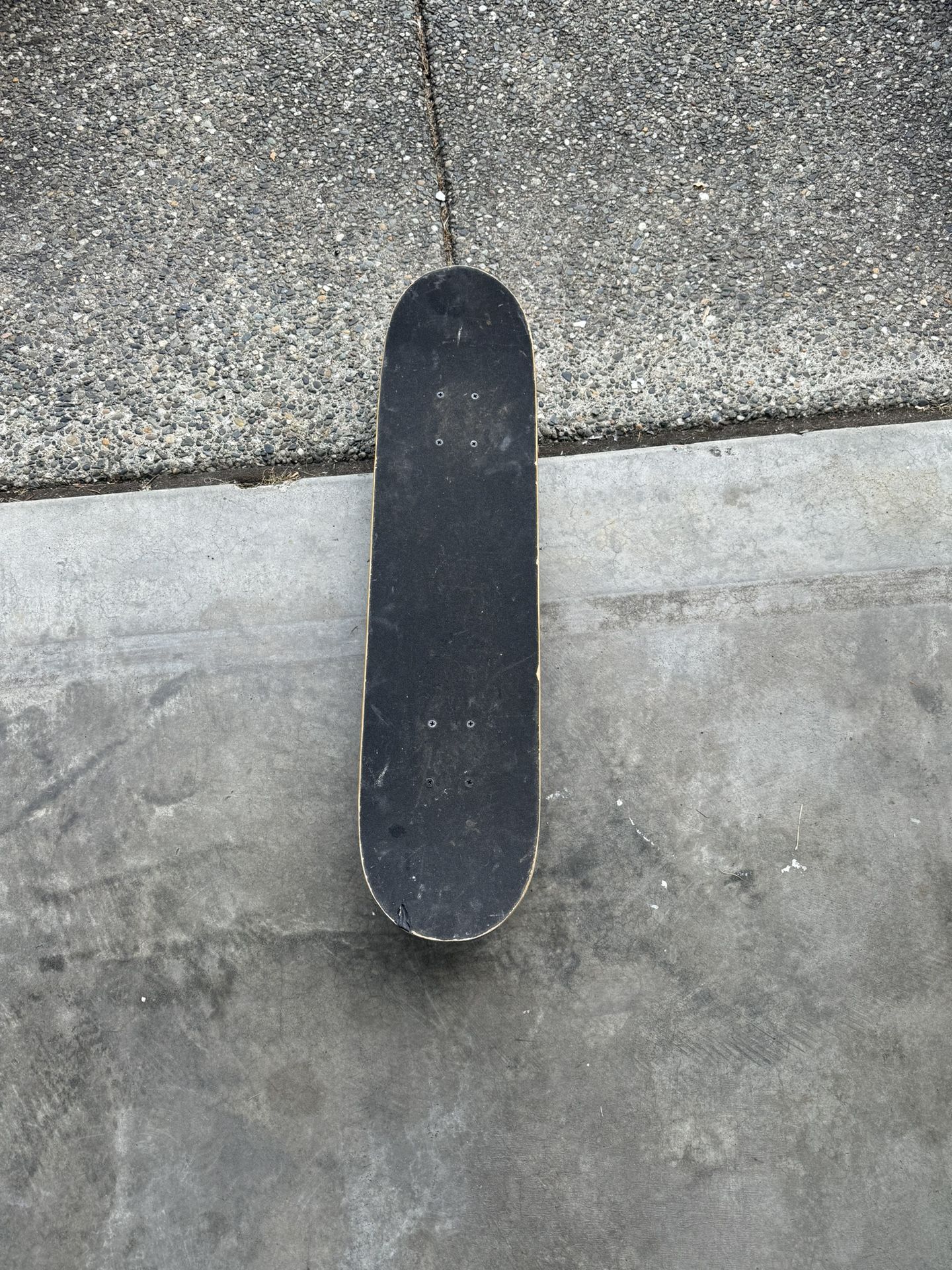 Skateboard