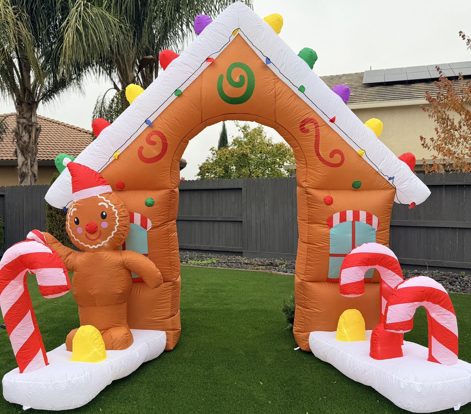 NEW Giant Christmas Inflatable 10ft*