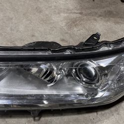 2017 2018 2019 Toyota Highlander Driver Left LH Side Headlight OEM 