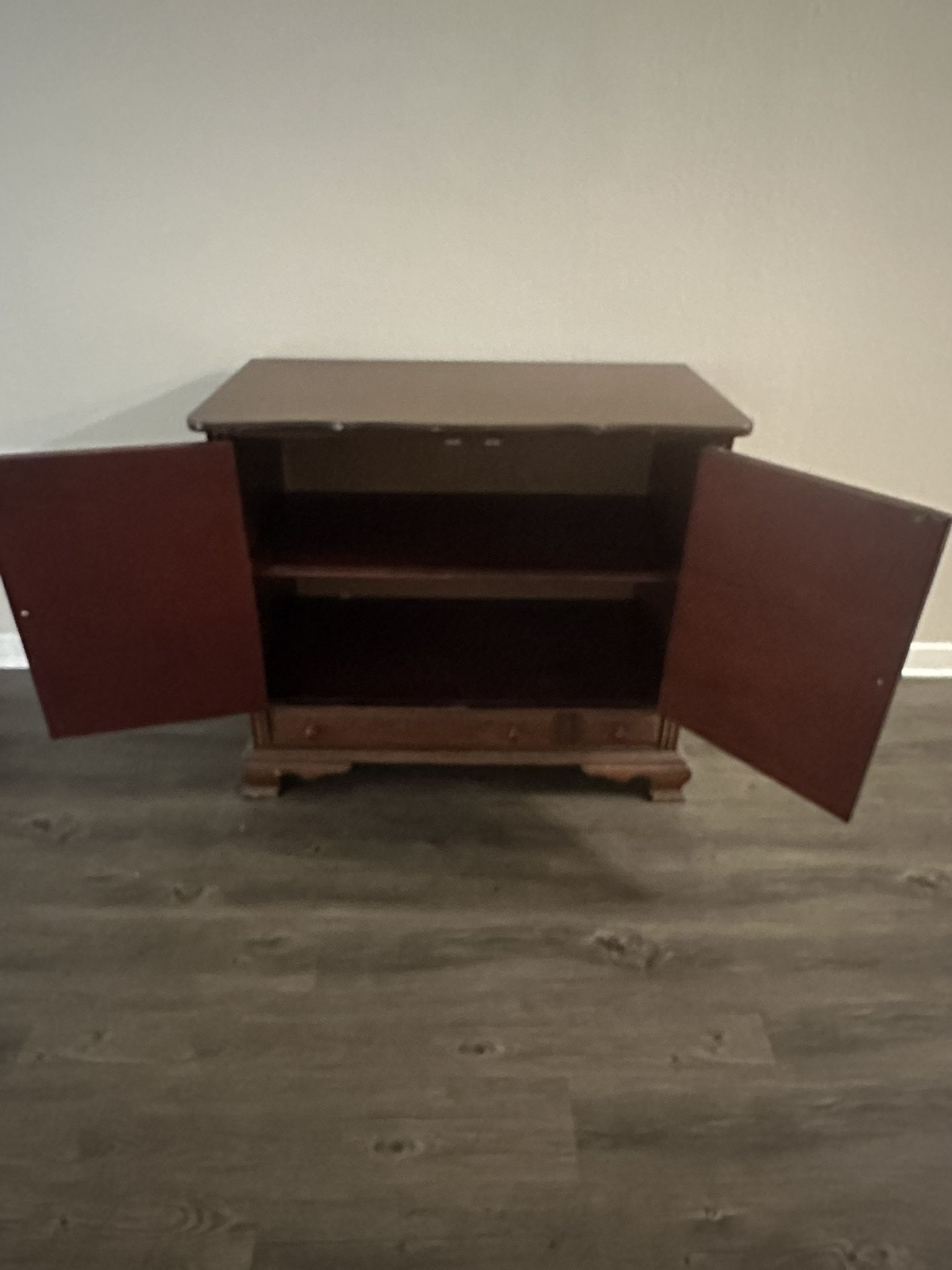 Tv Stand/cabinet