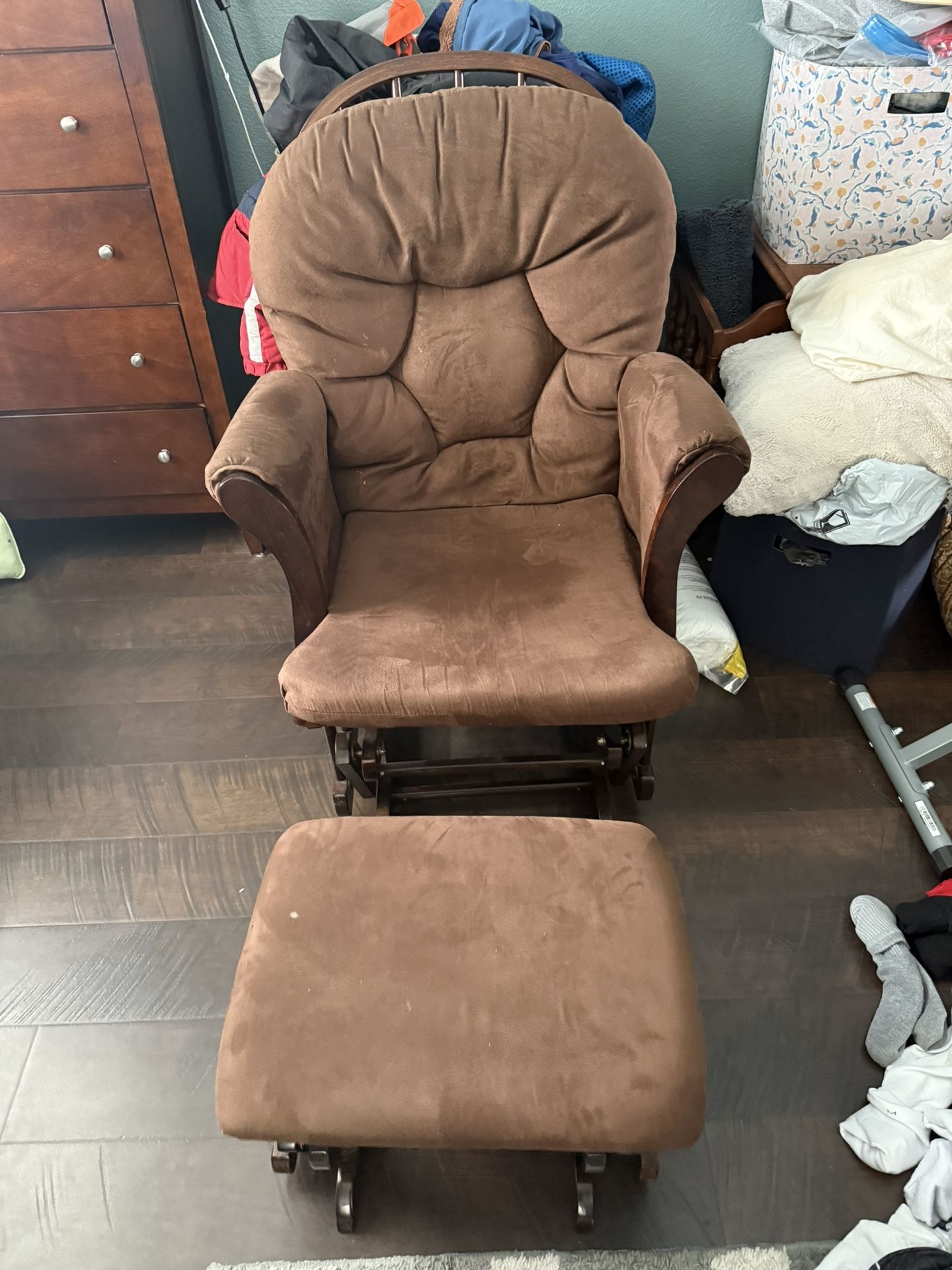 Rocking Chair 