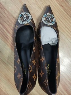 High heel size 7.5 to 9