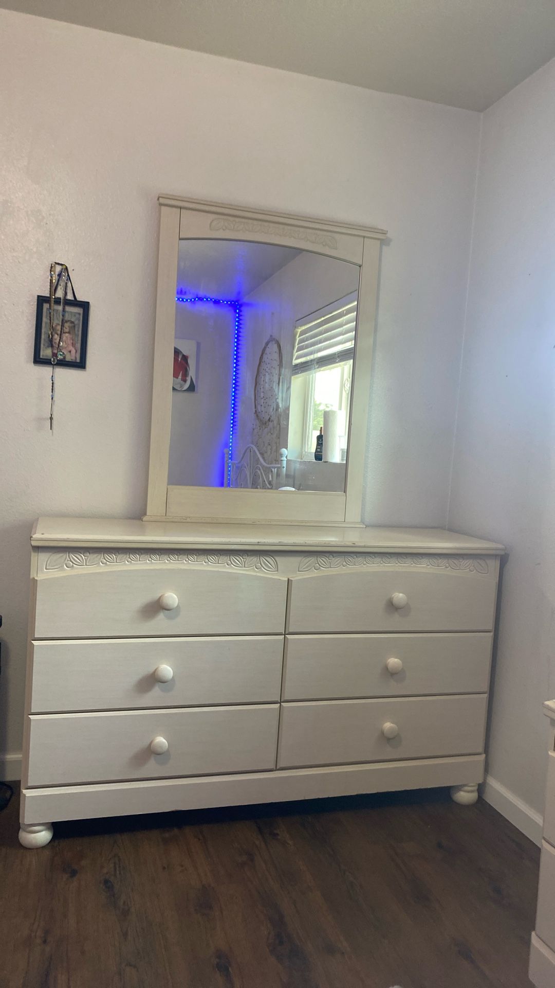 6 Drawer Vanity/Dresser With Mirror $200 OBO