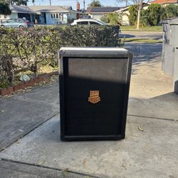 Black Market Custom Vertical 212 Guitar Cab