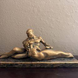 Couple Statue Decoration Art